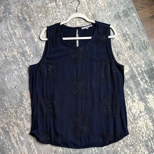 Daniel Rainn Navy Sleeveless Blouse | Size XL | Embroidered Detail
